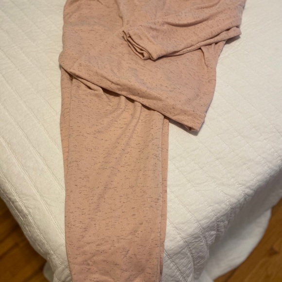 Maternity LoungeWear Bundle - Picture 7 of 12